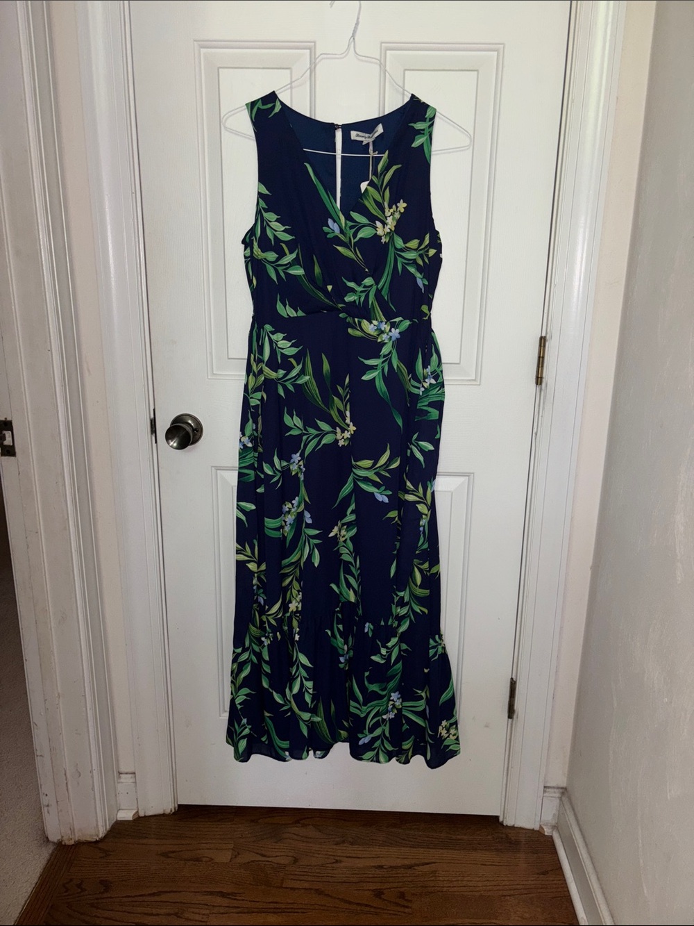 NWT Tommy Bahama Island Navy Floral Glow Maxi Dress